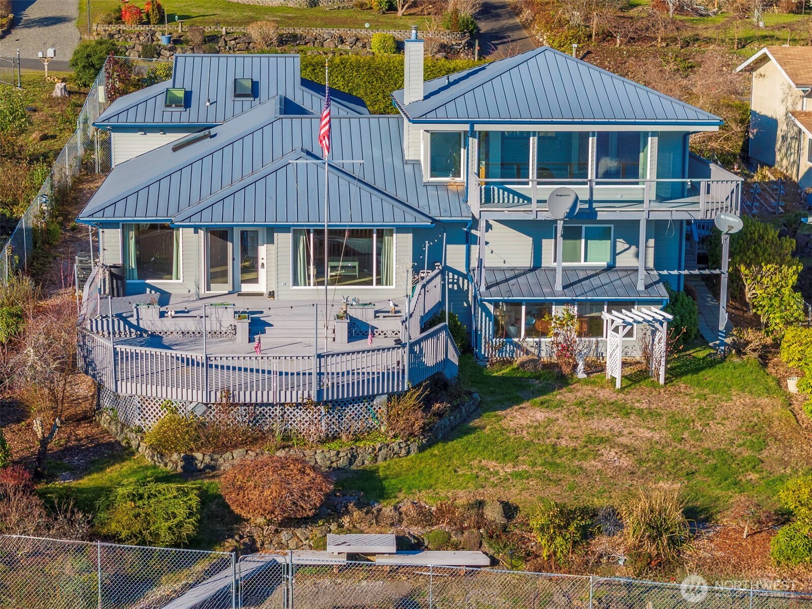 81 Seamount Drive Property Photo 2