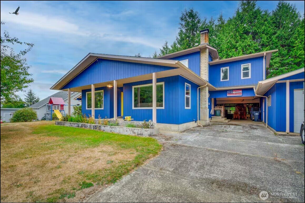 54 Pacific Lane Property Photo 1