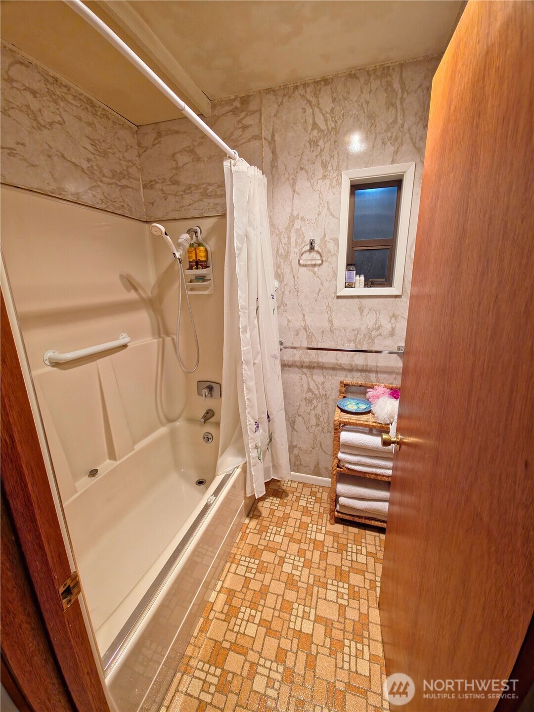 54 Pacific Lane Property Photo 16