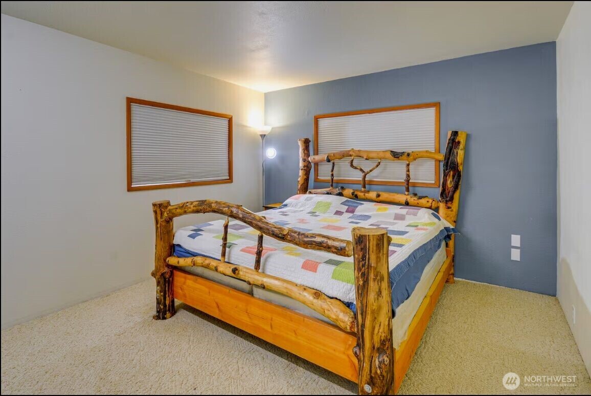 54 Pacific Lane Property Photo 19