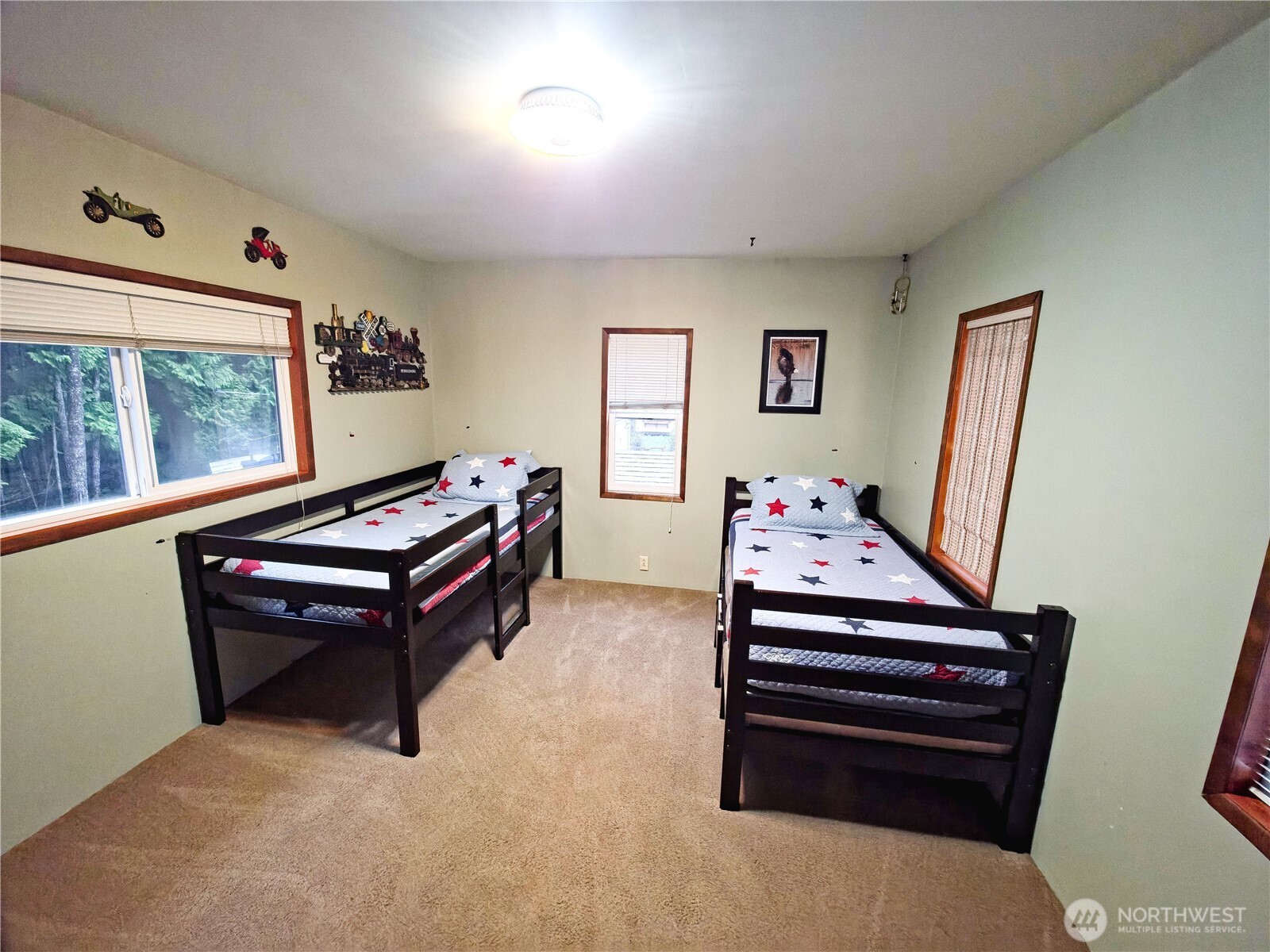 54 Pacific Lane Property Photo 22