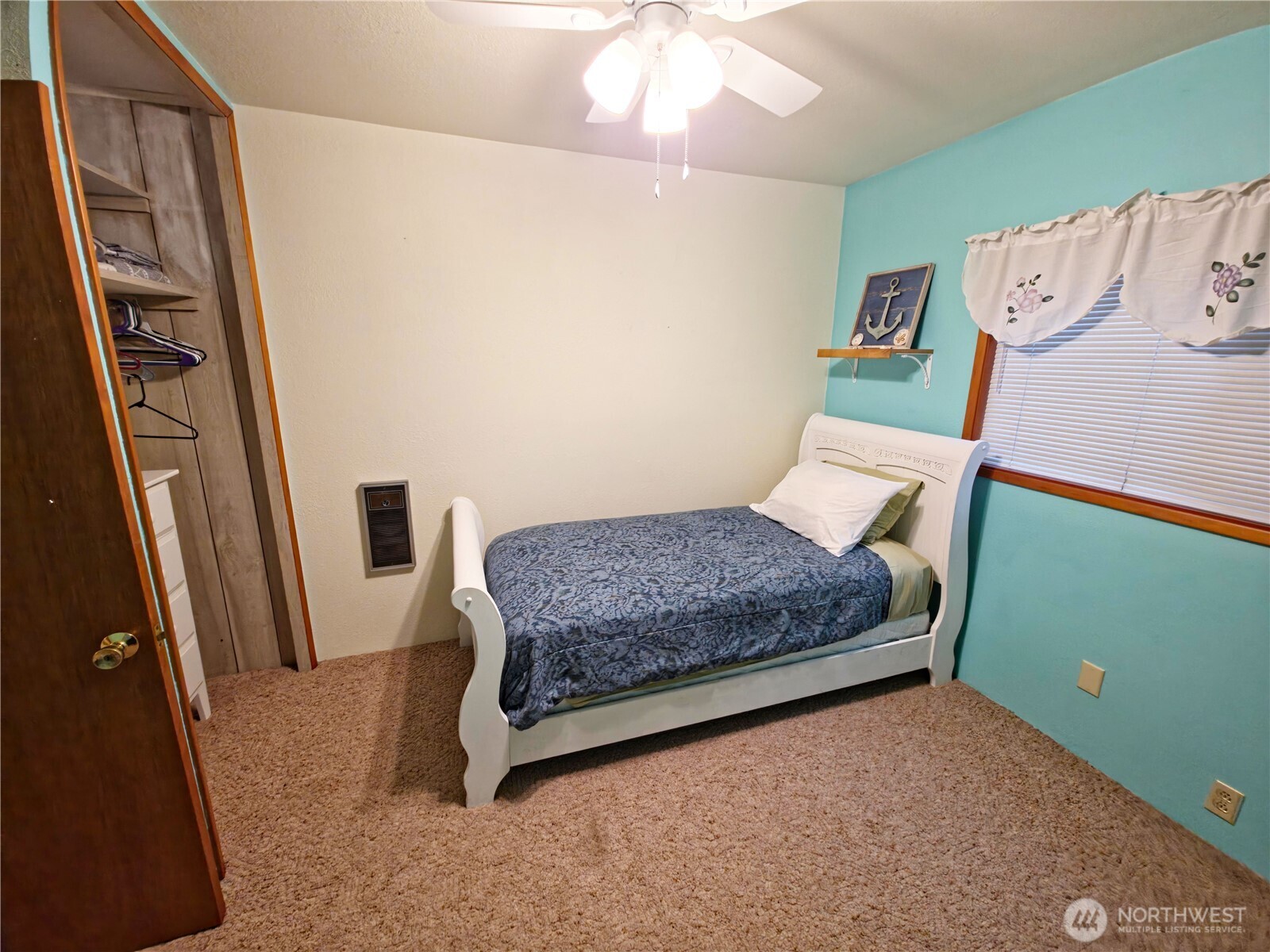 54 Pacific Lane Property Photo 26
