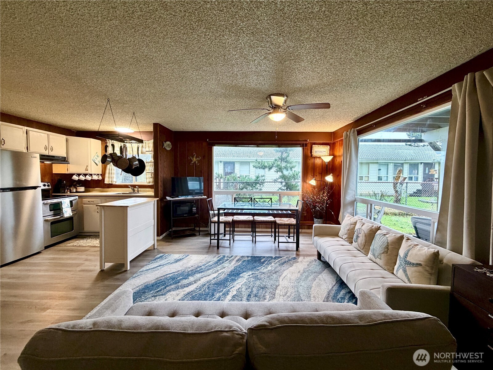 757 Ocean Court 13 Property Photo 3