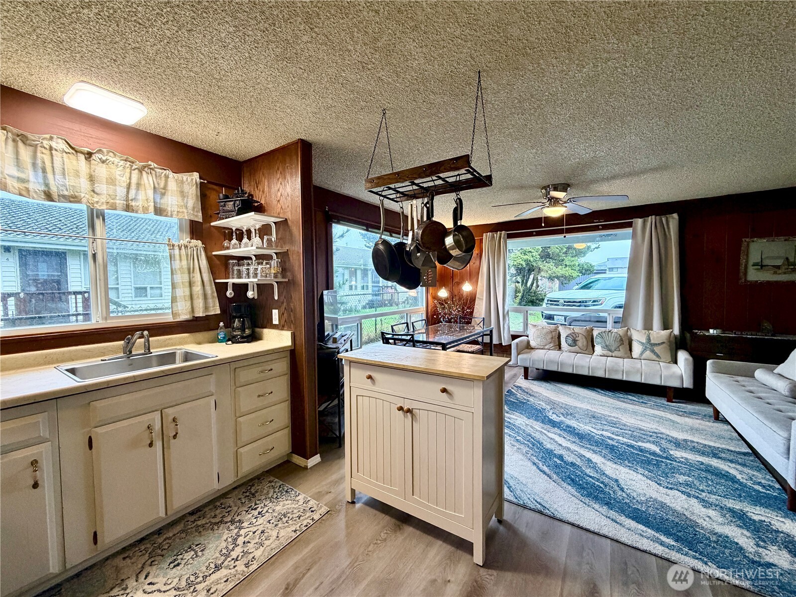 757 Ocean Court 13 Property Photo 12