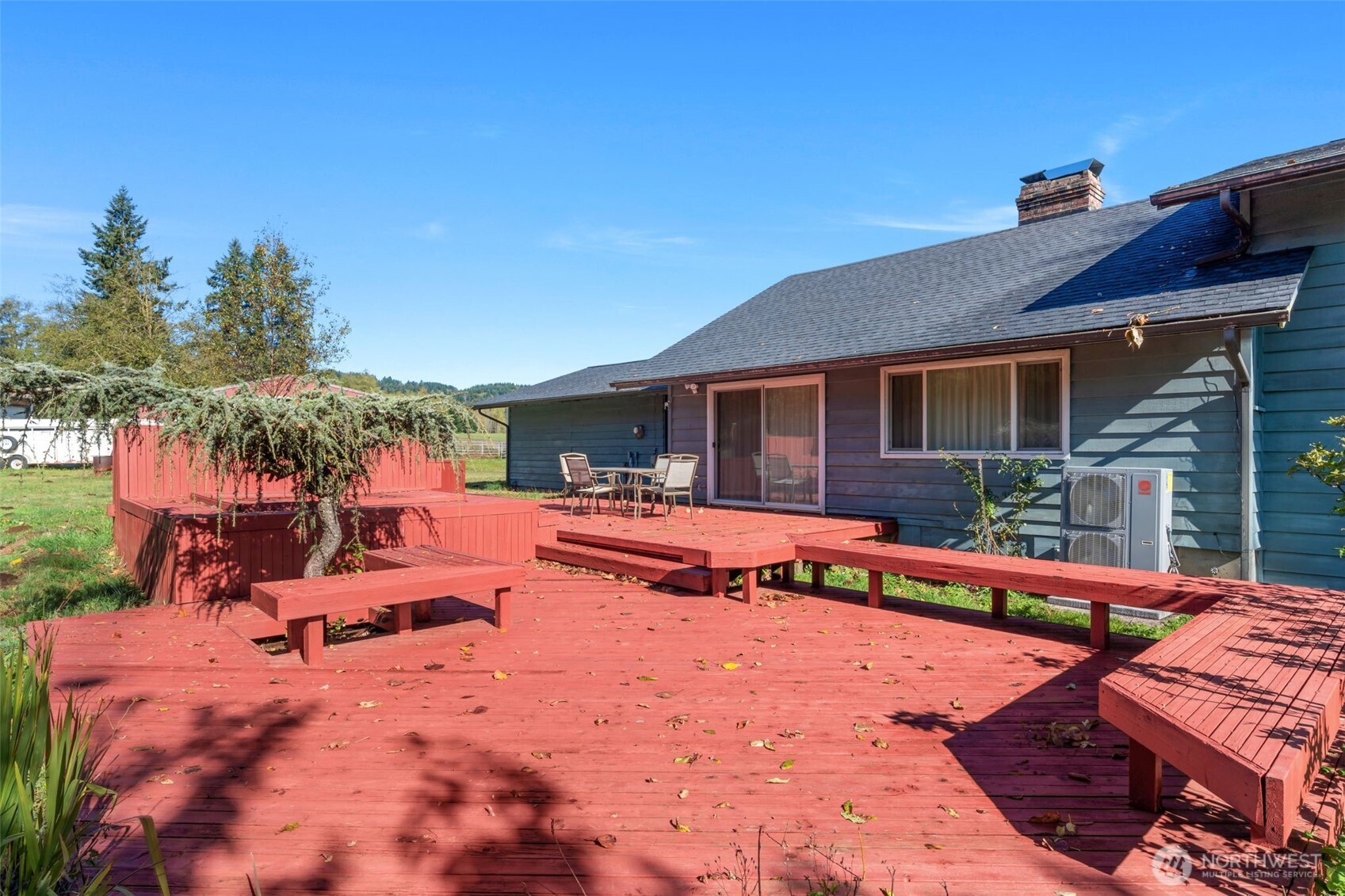 409 Shanklin Road Property Photo 6