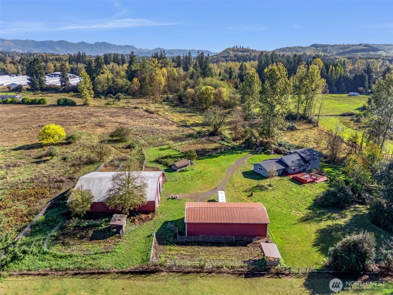 409 Shanklin Road Property Photo 37