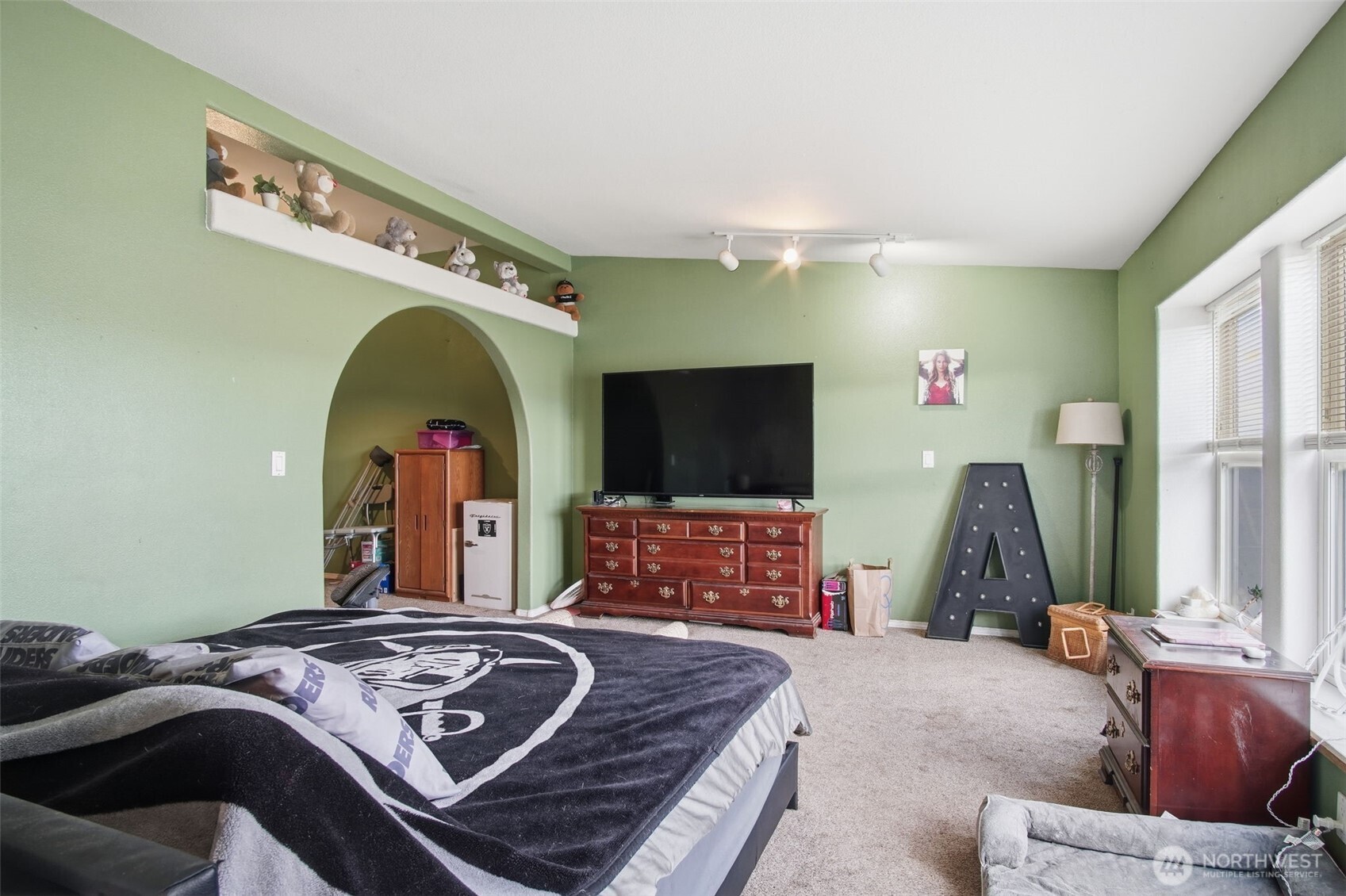 261 Hardy Rd Property Photo 13