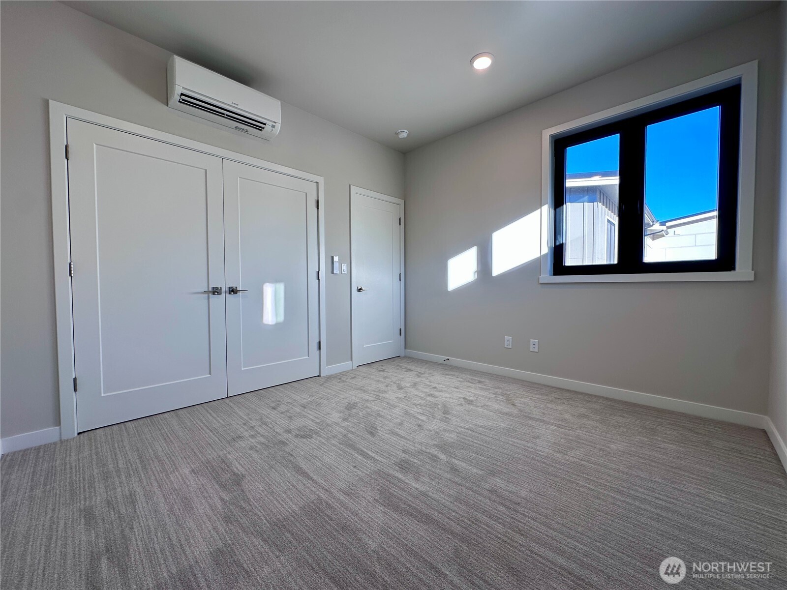 4304 Creston Way Property Photo 24