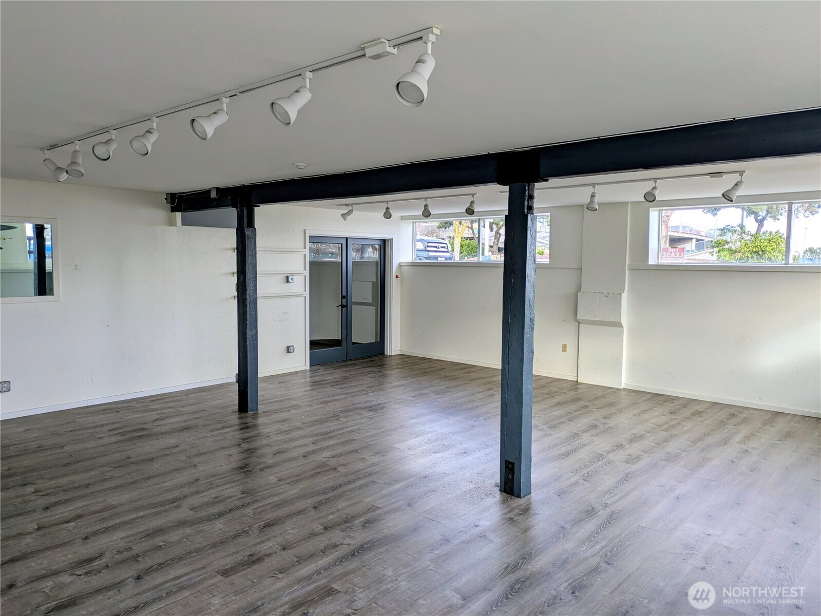 222 N Lincoln Street 207 Property Photo 9