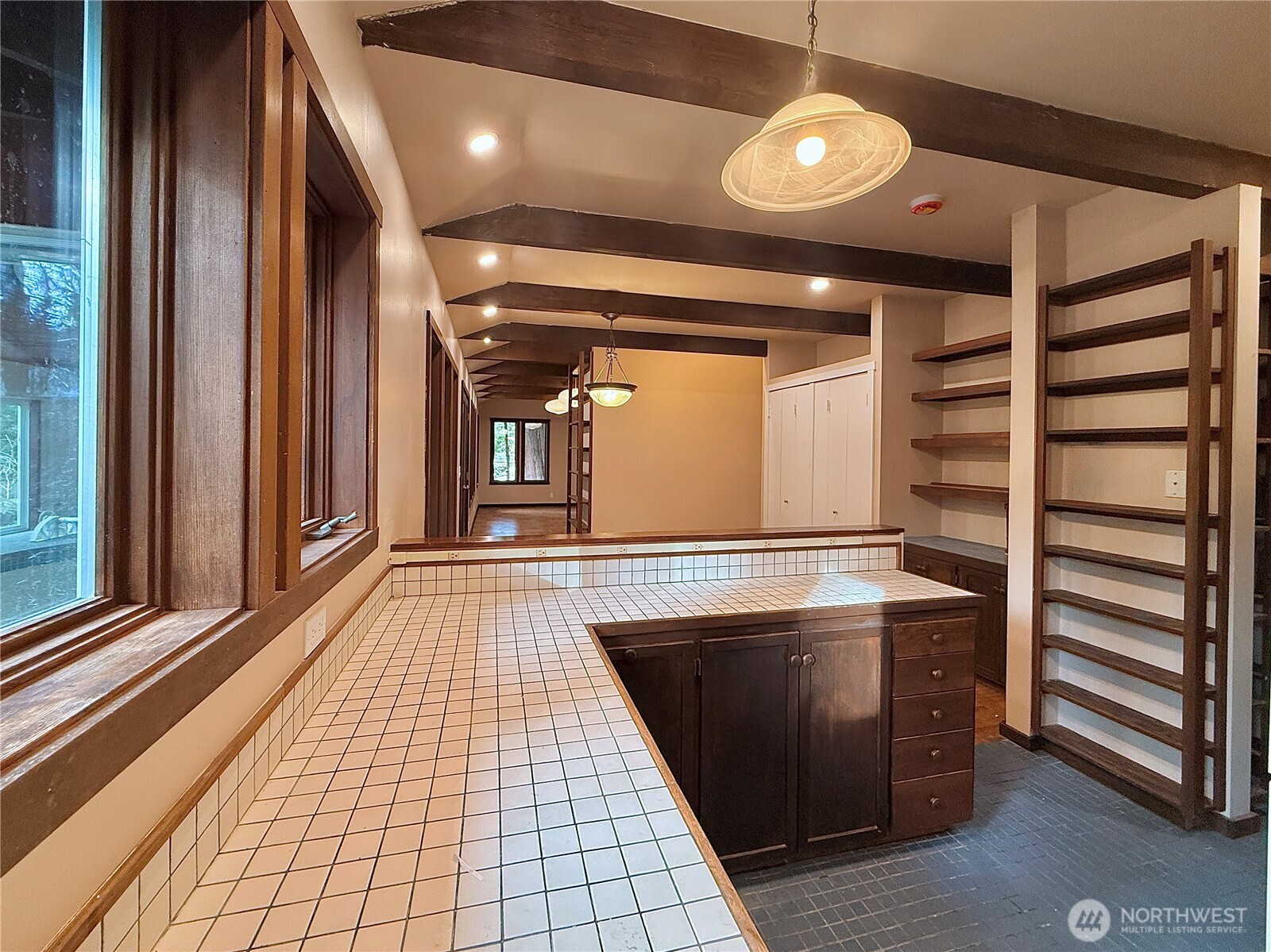 6132 Ne Carlin Court Property Photo 11