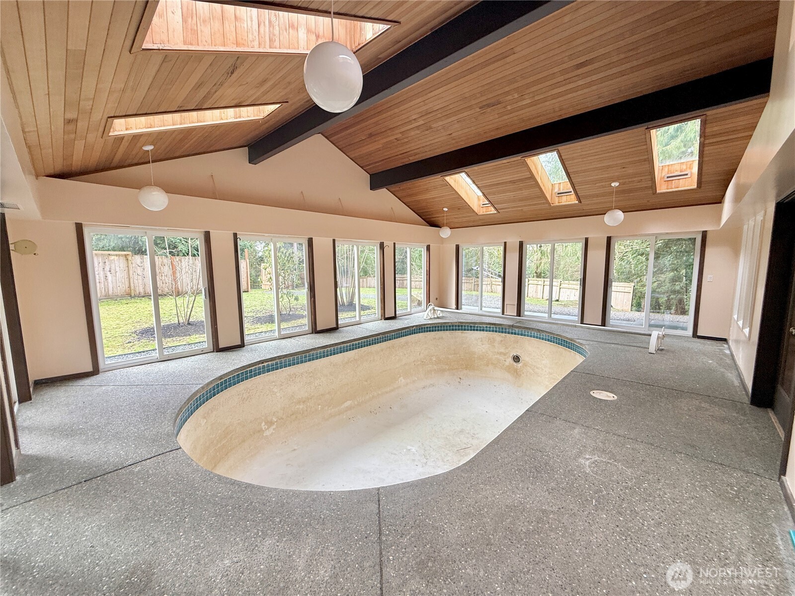 6132 Ne Carlin Court Property Photo 13