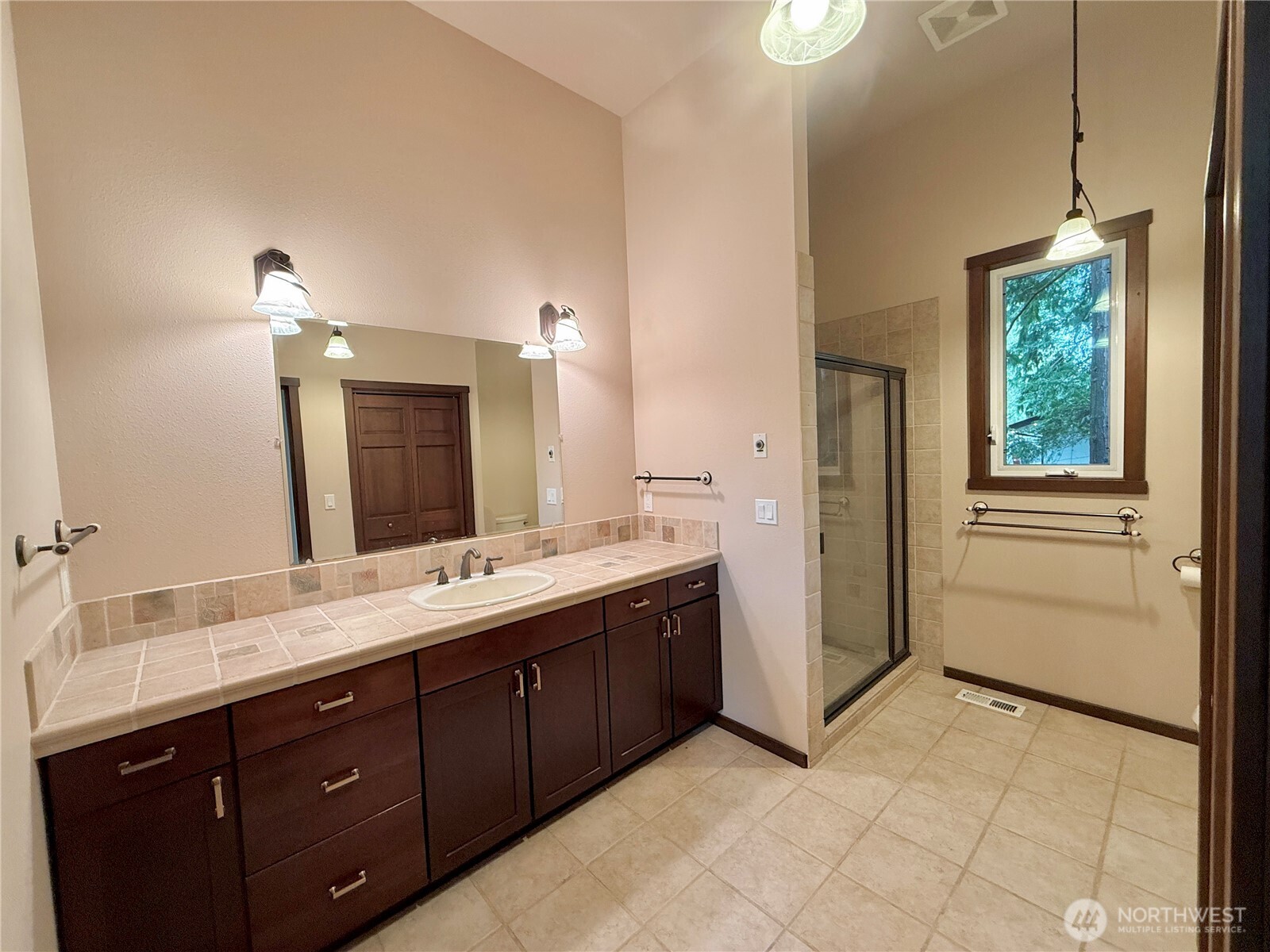 6132 Ne Carlin Court Property Photo 27
