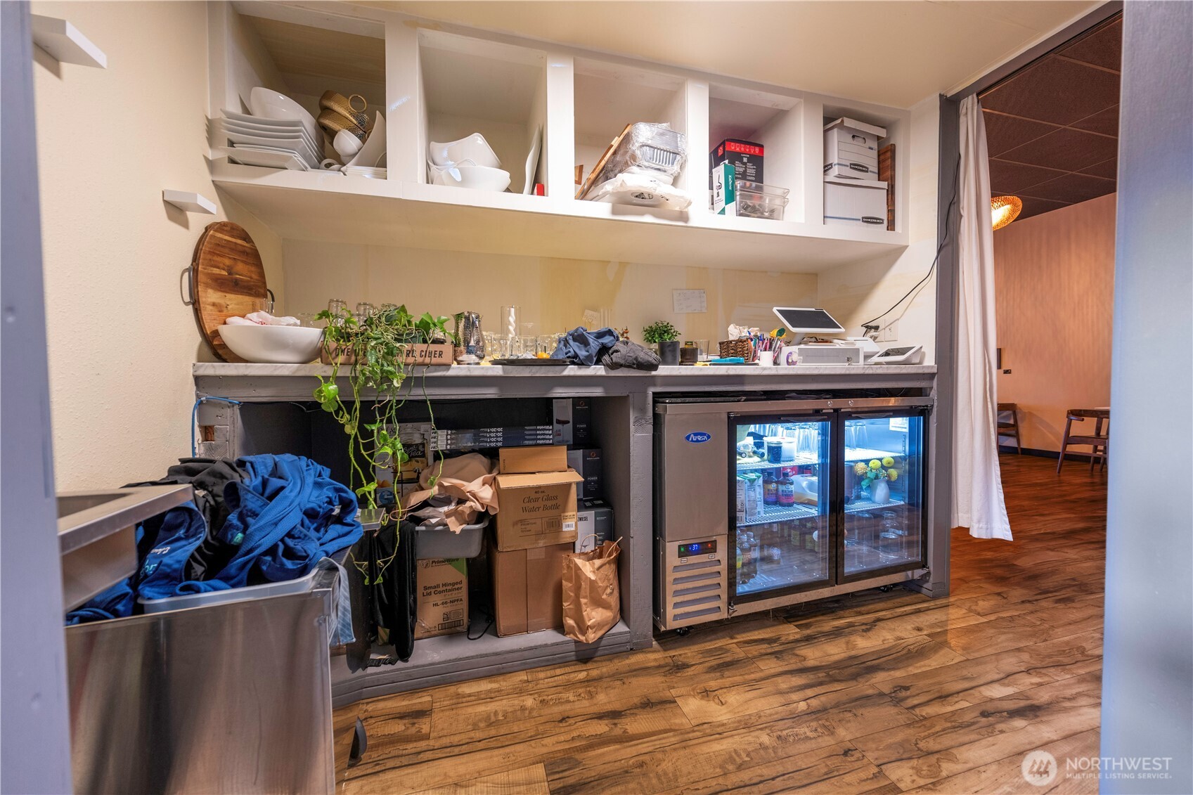 2468450 Property Photo 16