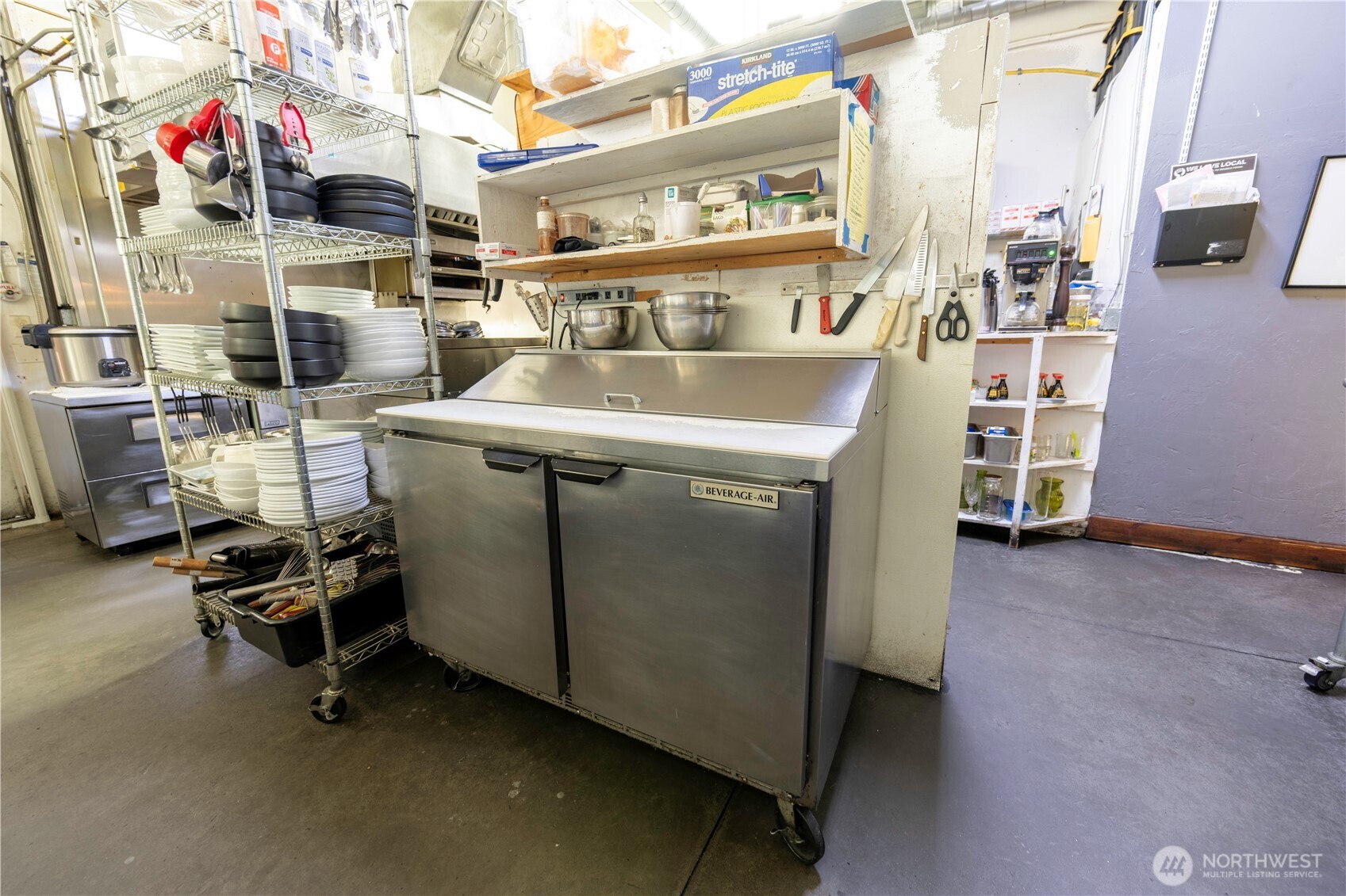 2468450 Property Photo 25