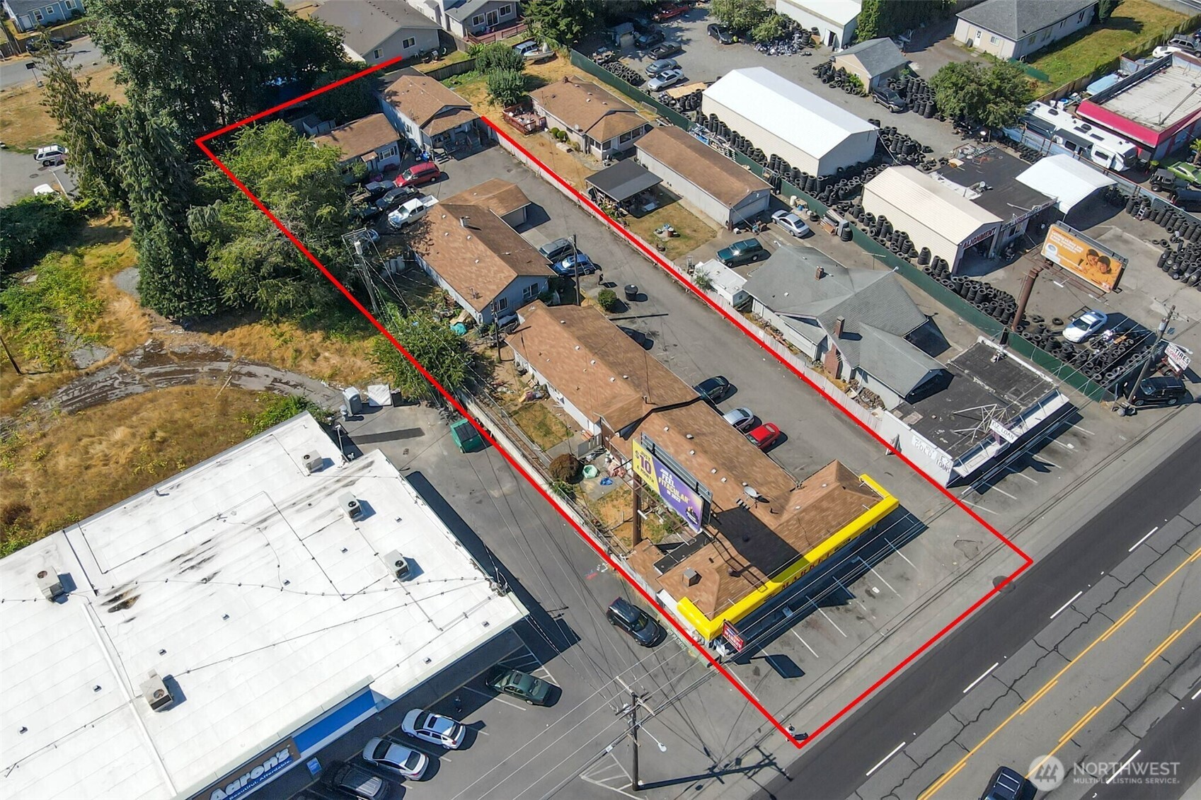 9618 Pacific Avenue Property Photo 3