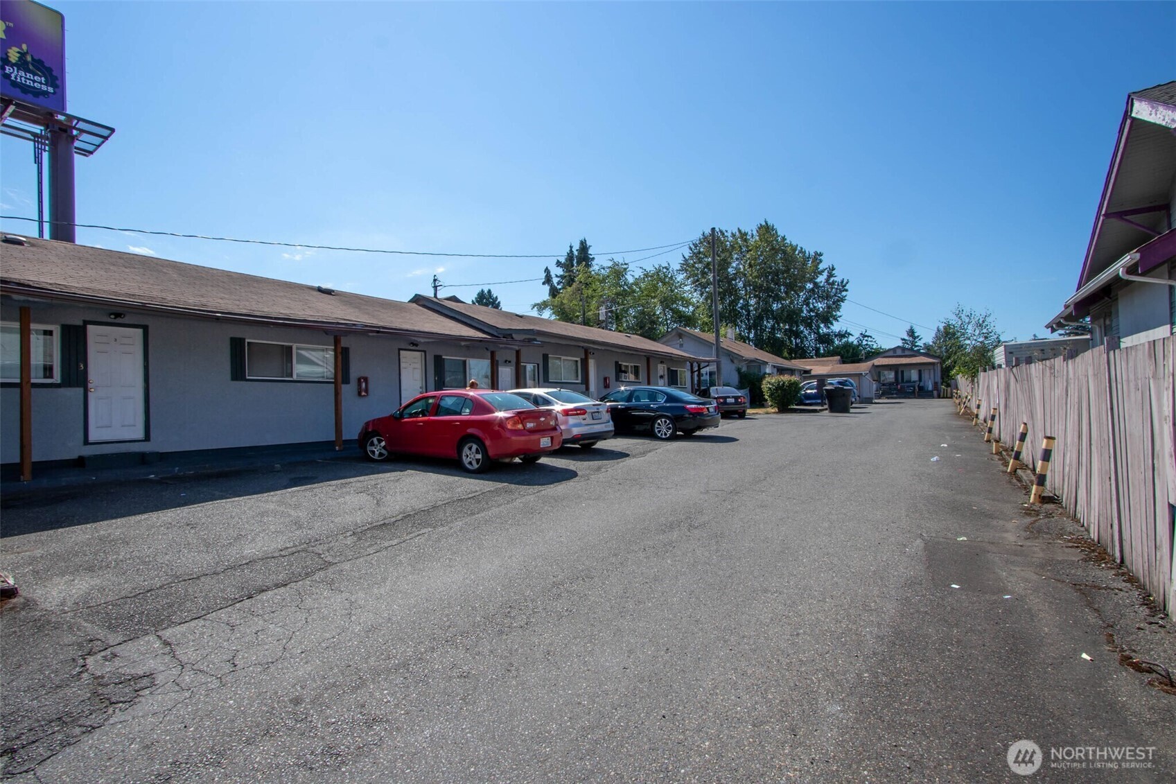 9618 Pacific Avenue Property Photo 10