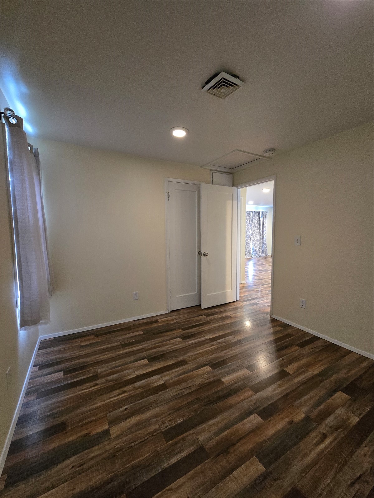 8510 33rd Avenue Property Photo 12