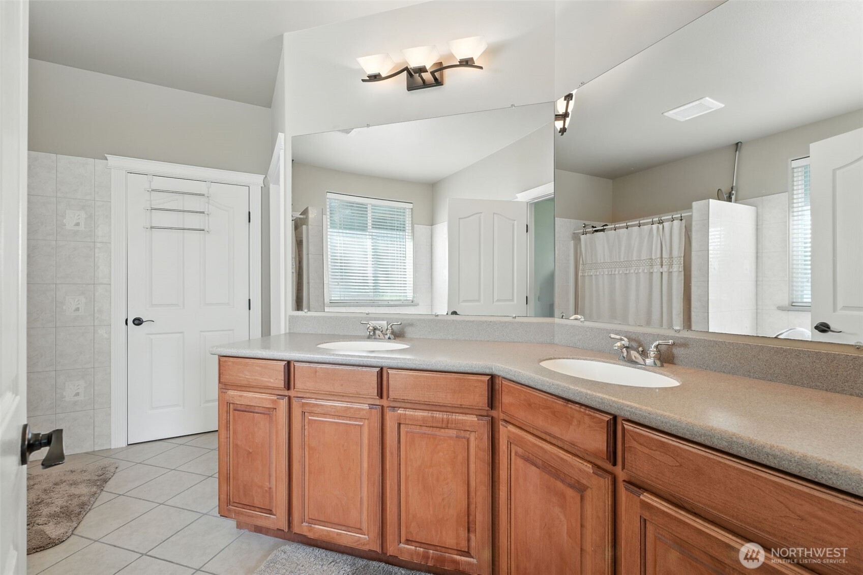 6795 Ne D.8 Road Property Photo 16
