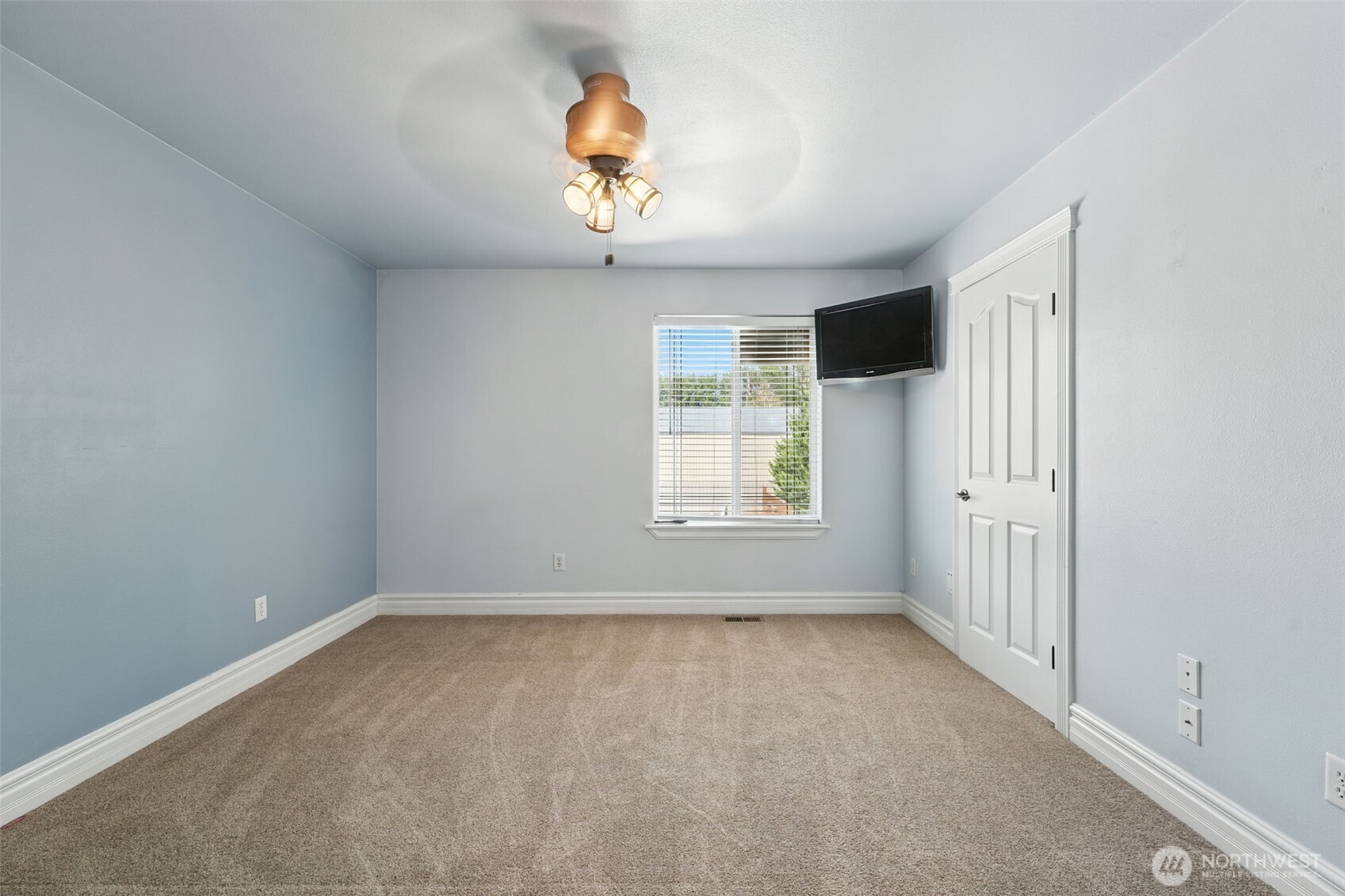 6795 Ne D.8 Road Property Photo 22