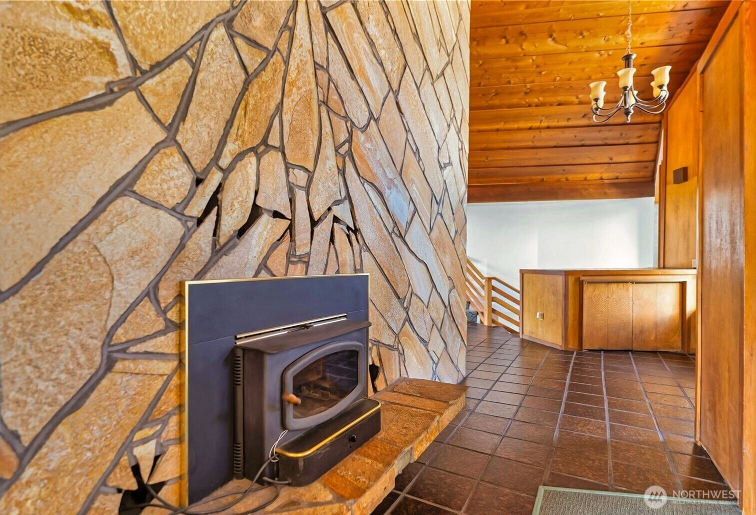 323 A Eastlake Road Property Photo 13
