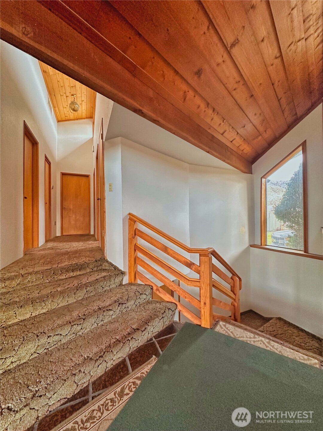 323 A Eastlake Road Property Photo 17