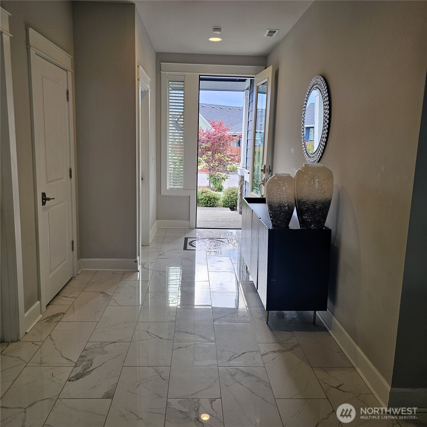9527 Bowthorpe Street Property Photo 4