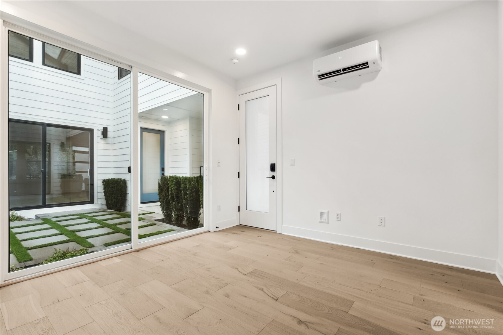 13806 Se 85th Street Property Photo 5