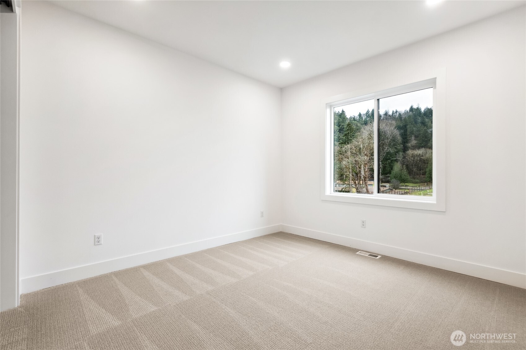 13806 Se 85th Street Property Photo 27