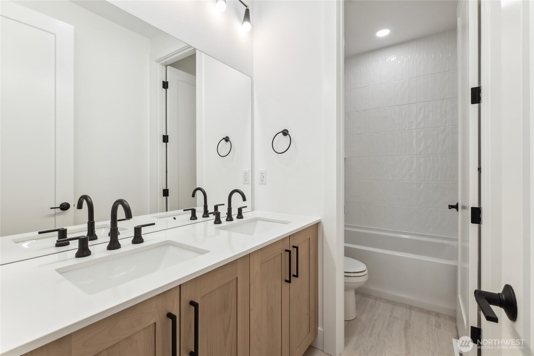 13806 Se 85th Street Property Photo 28