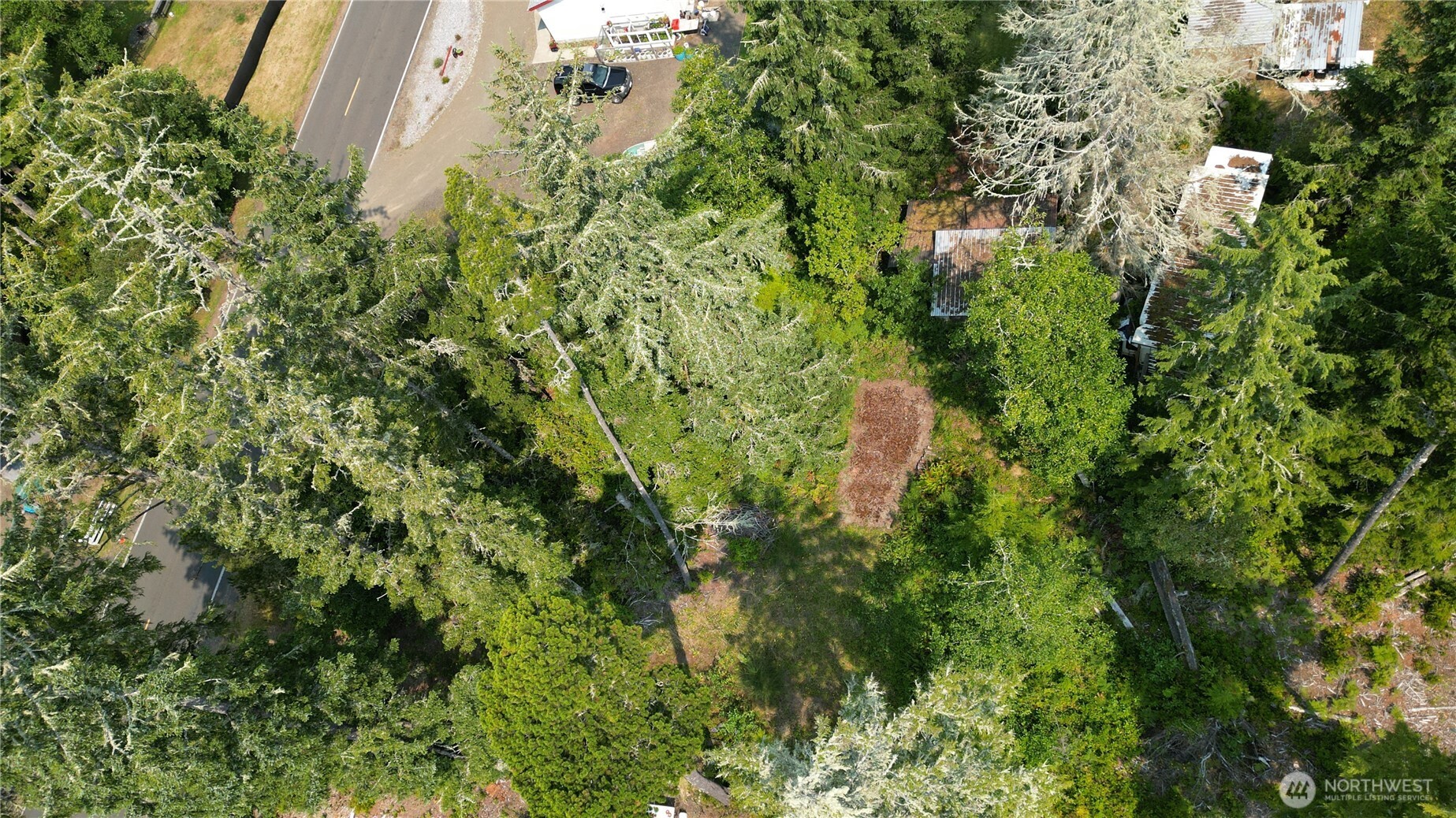 27602 U Street Property Photo 6