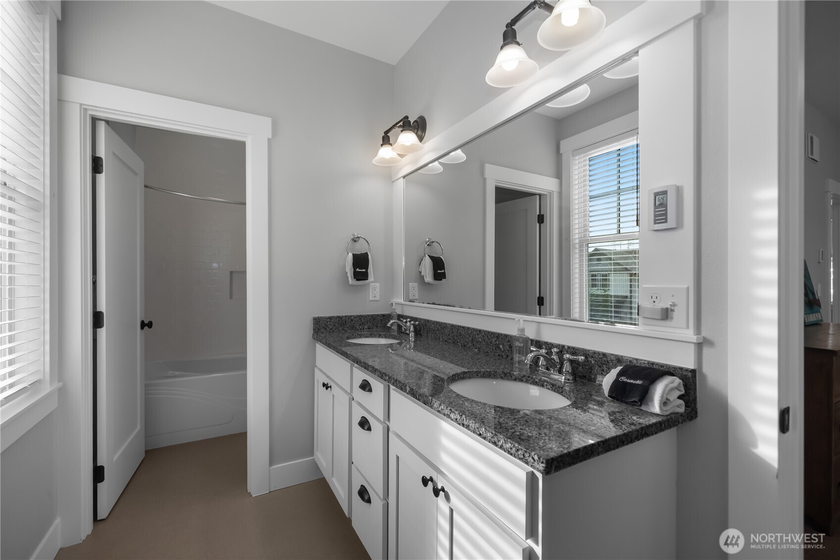 100 Horseshoe Lane Property Photo 19