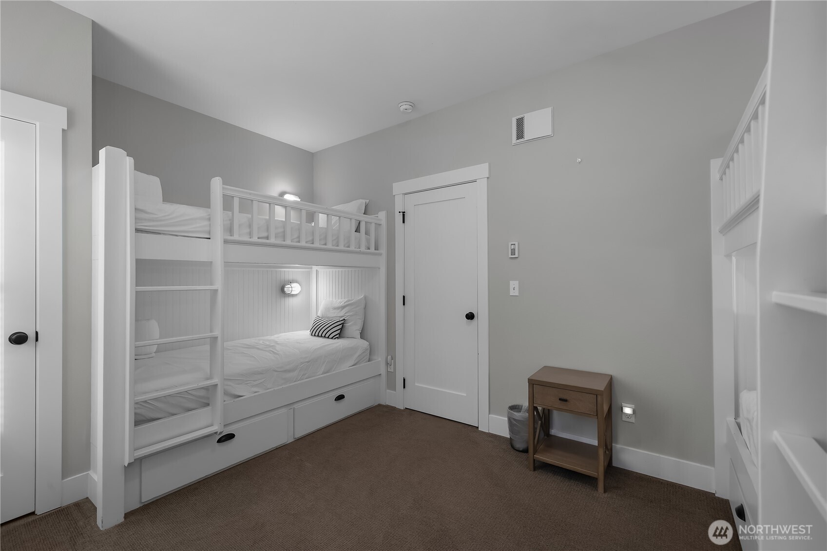 100 Horseshoe Lane Property Photo 21