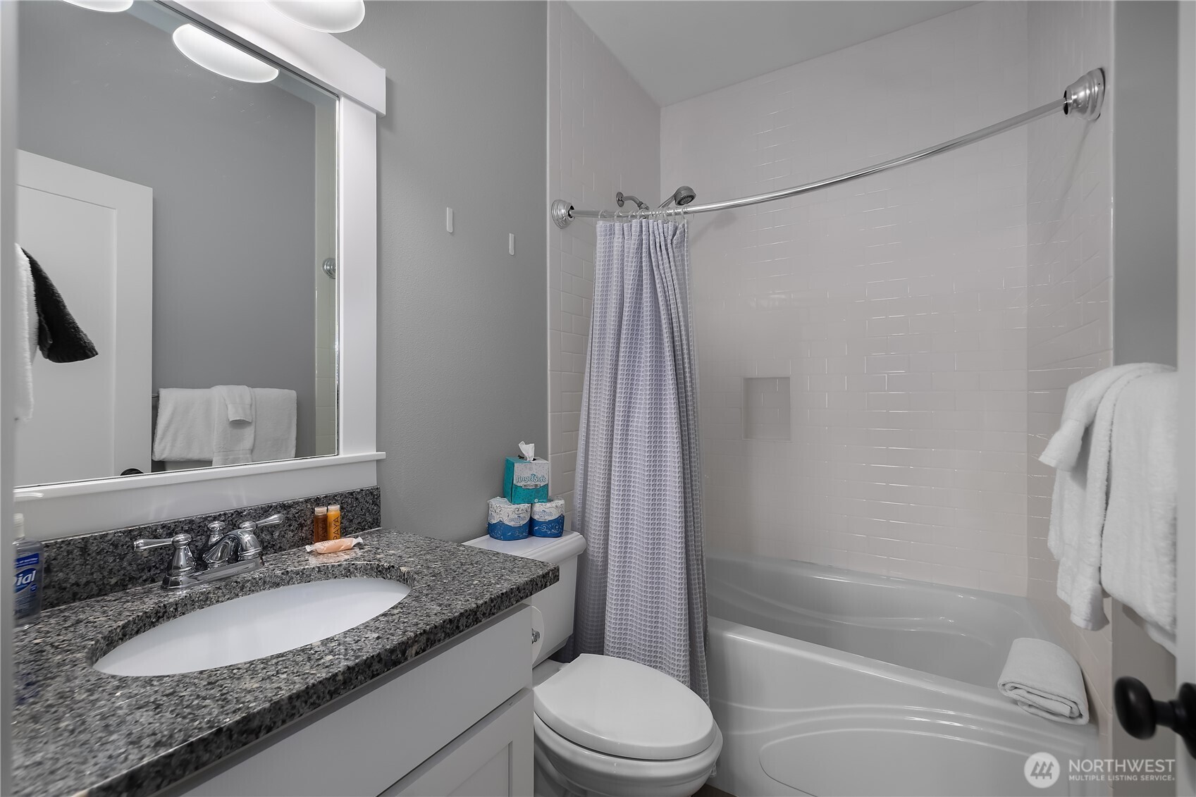 100 Horseshoe Lane Property Photo 22