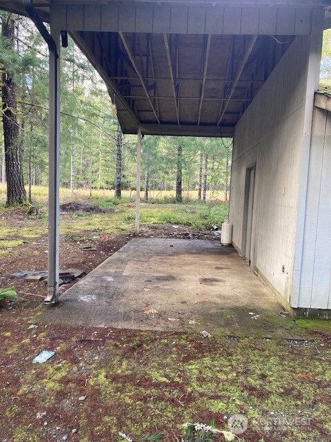 621 N Rainbow Way Property Photo 4