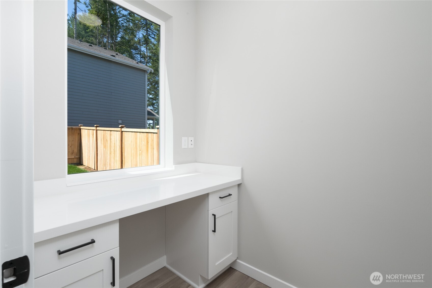 2431 Sw Ridgeway Drive Property Photo 6