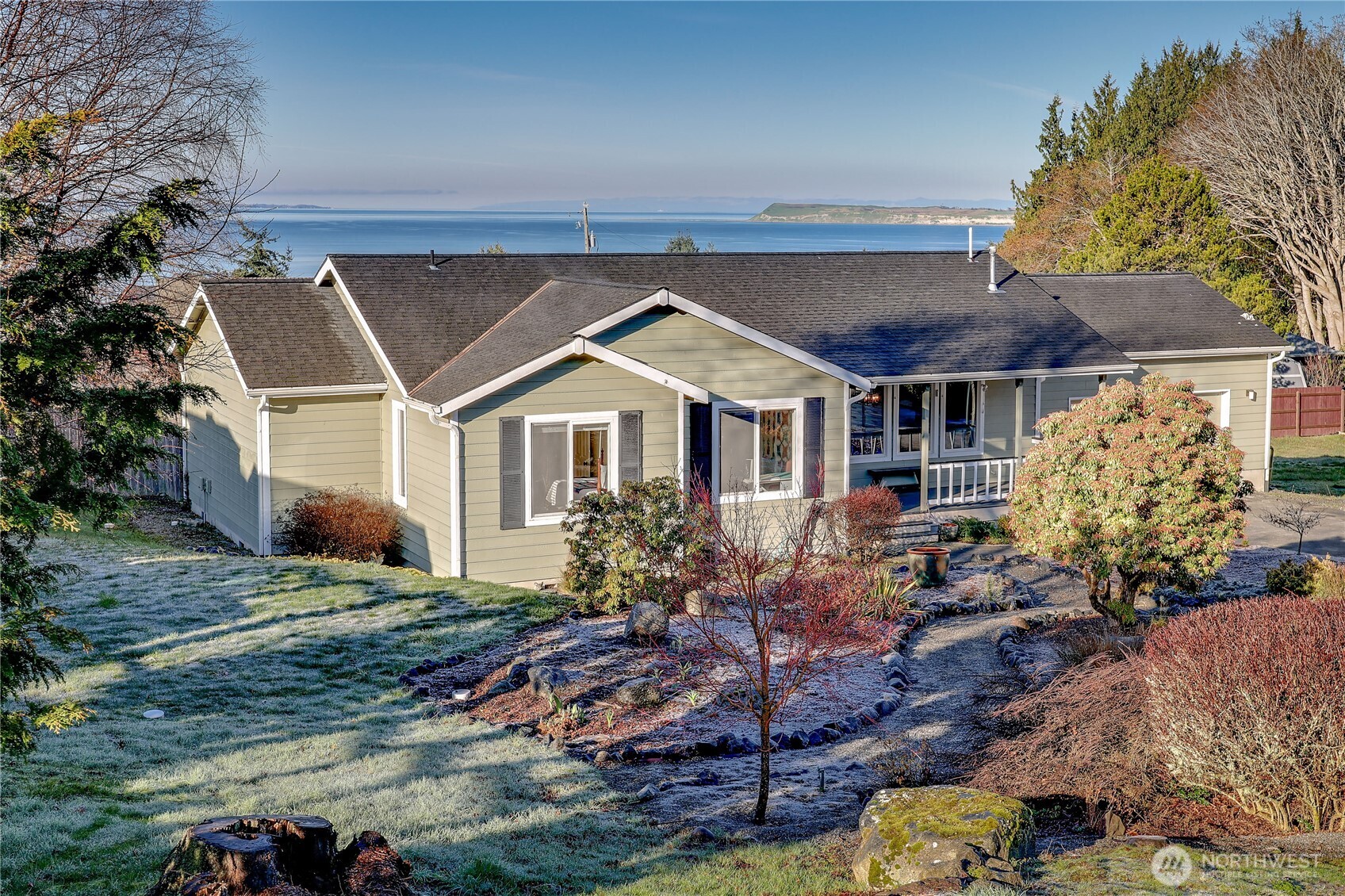 113 Marine View Place Property Photo 1