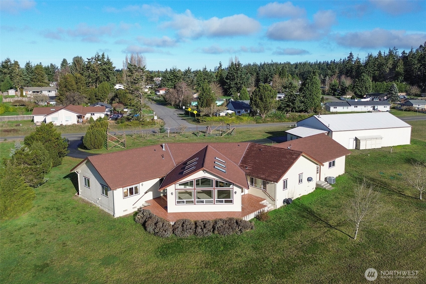 1132 Woodcock Road Property Photo 4