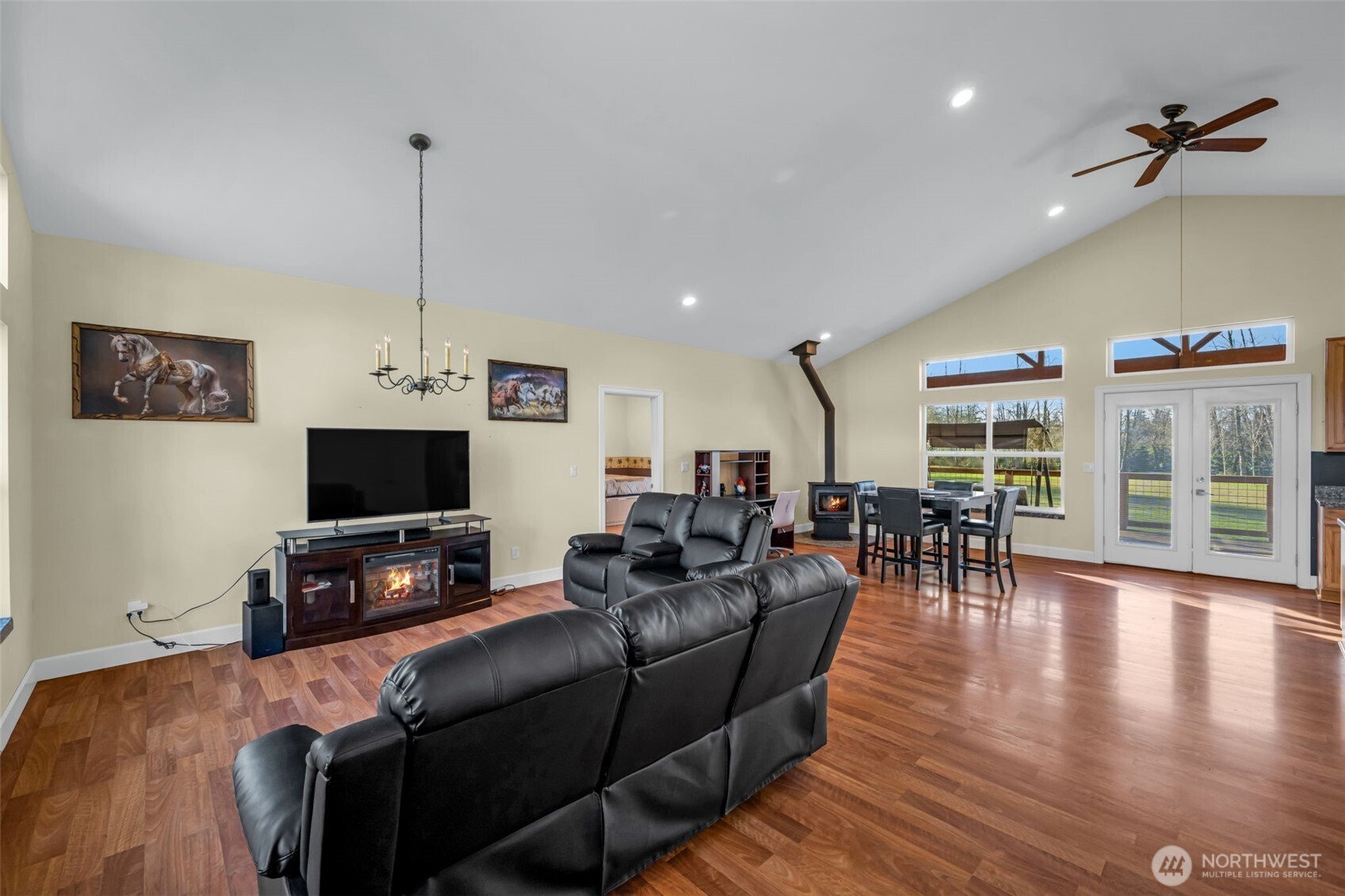 22644 Rose Road Property Photo 7
