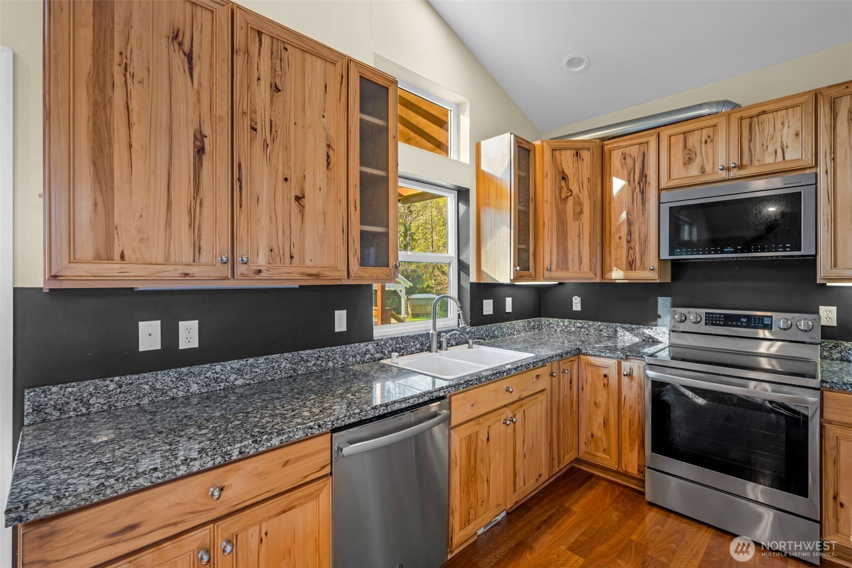 22644 Rose Road Property Photo 12