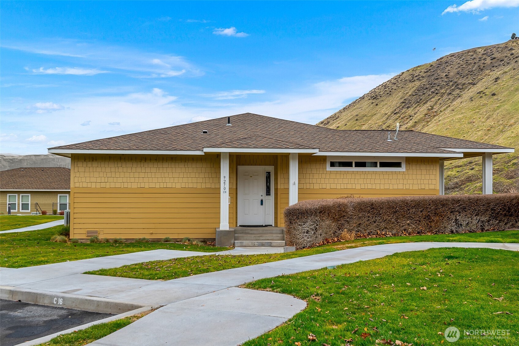 9270 Canyon Drive C16 Property Photo 12