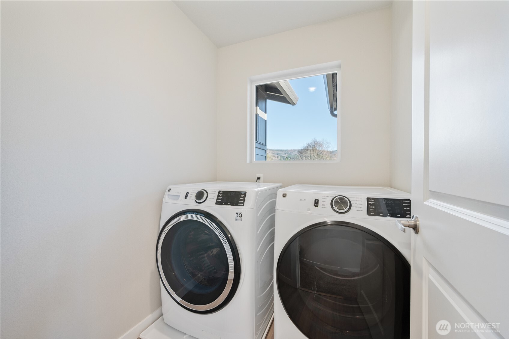 109 Hill Drive Property Photo 25