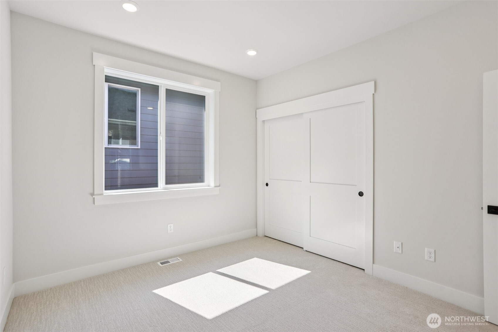 326 182nd Place Property Photo 14
