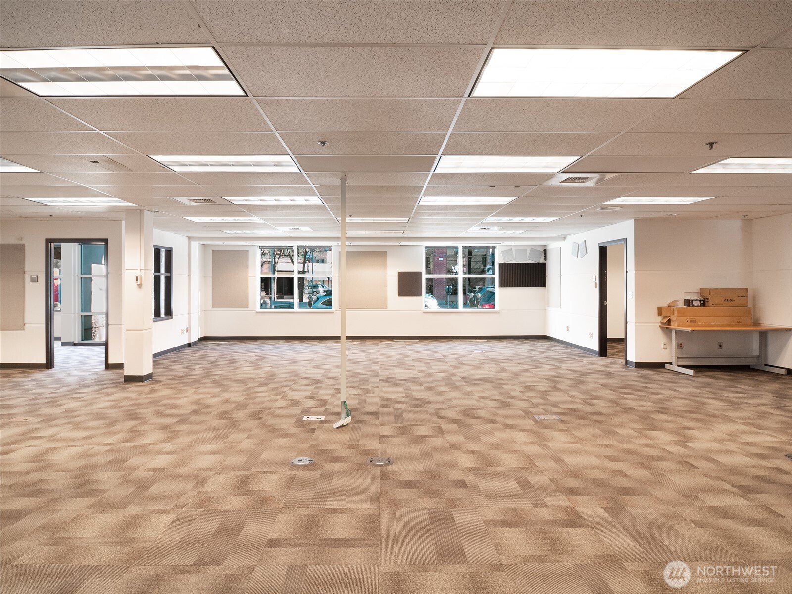 1331 Commercial Street Property Photo 2