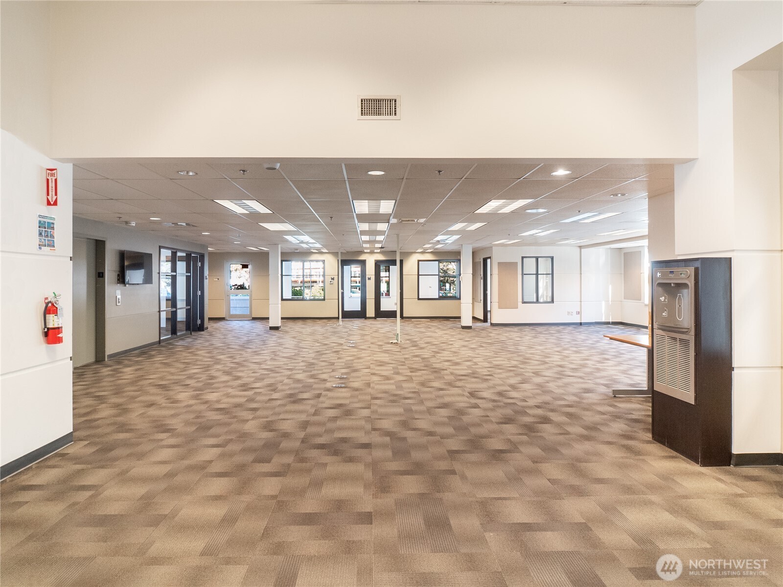 1331 Commercial Street Property Photo 3