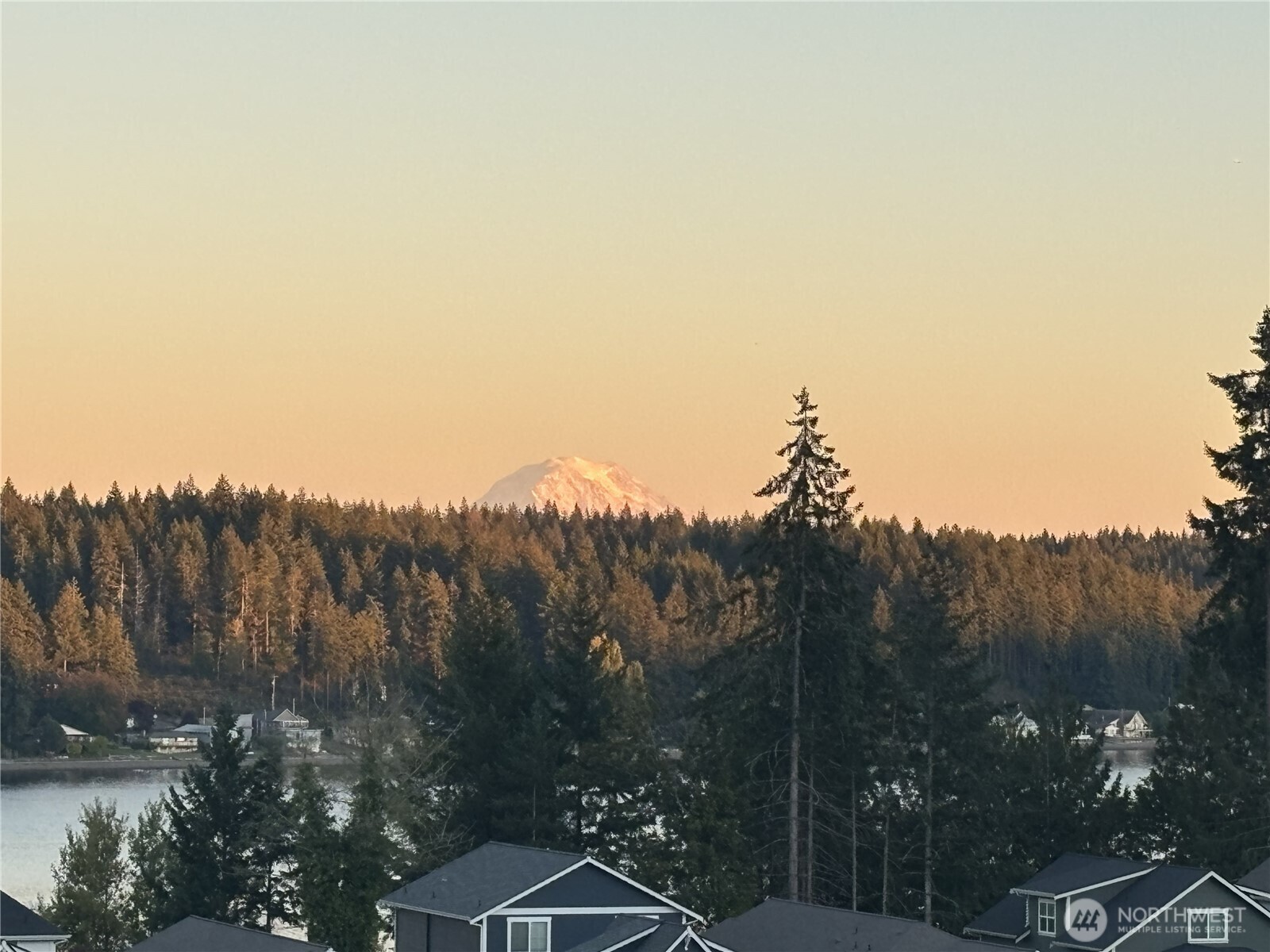 17 E Sellegren Road Property Photo 2