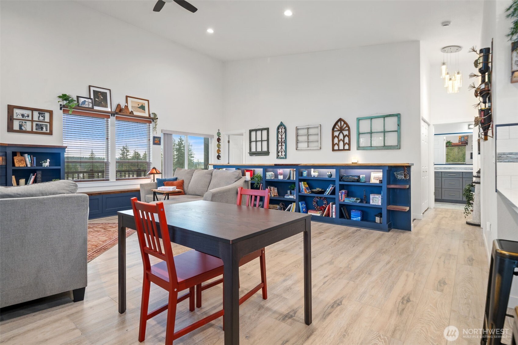 17 E Sellegren Road Property Photo 18