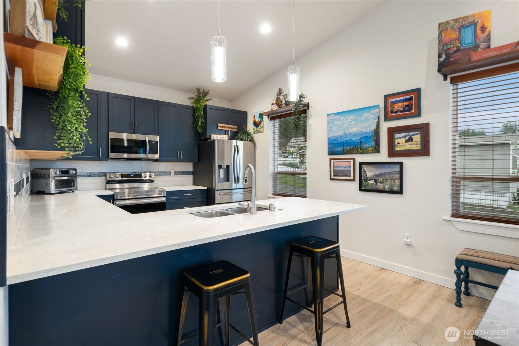 17 E Sellegren Road Property Photo 19