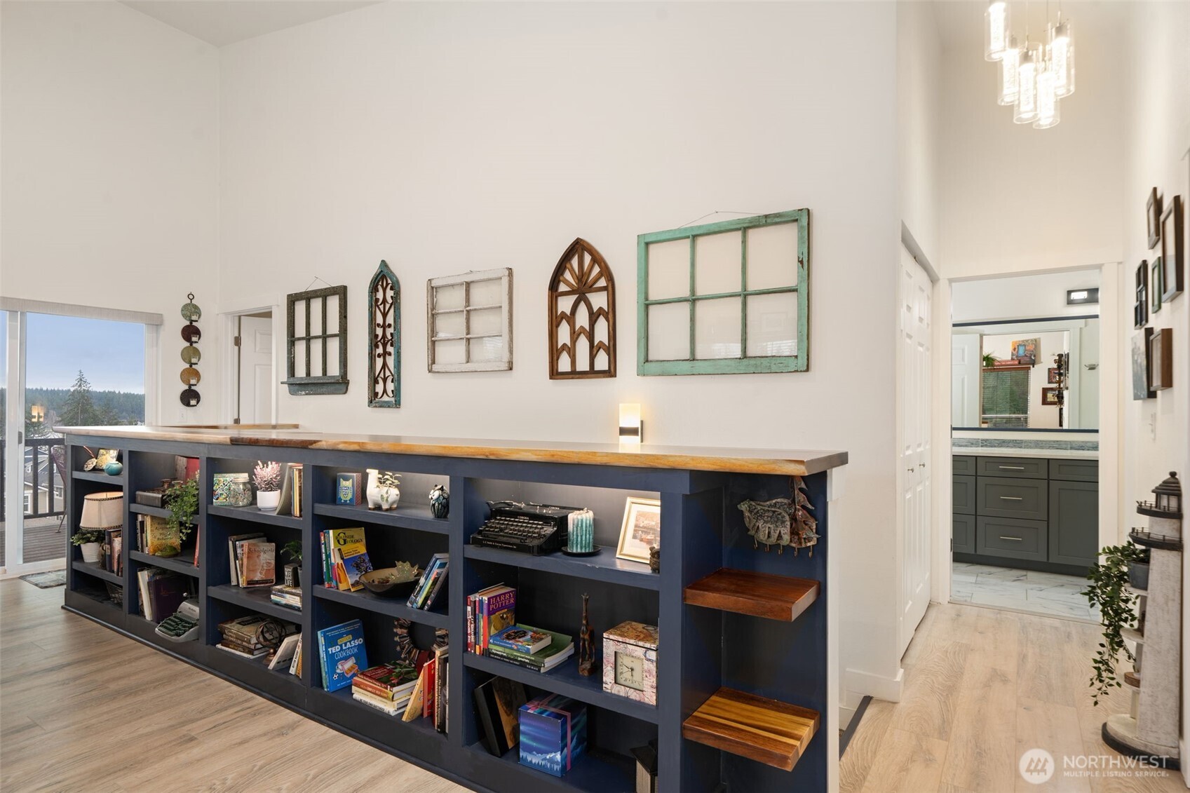 17 E Sellegren Road Property Photo 24