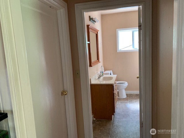 13076 Renton Avenue Property Photo 7