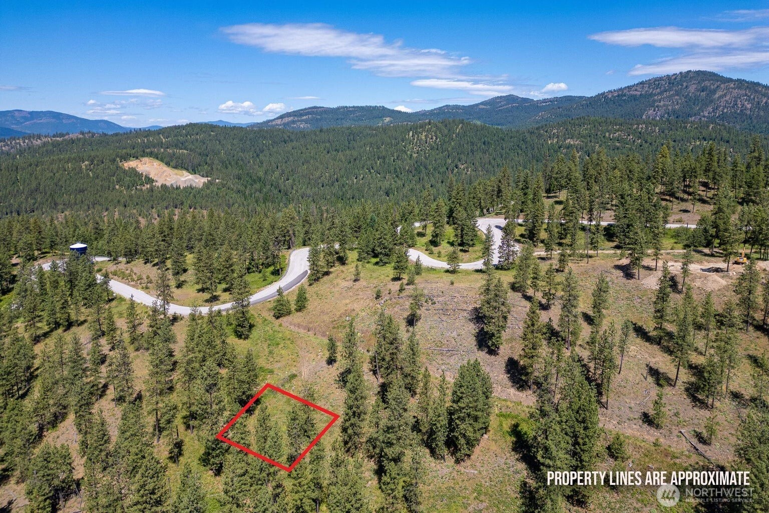 1612 Palmer Loop Property Photo 6